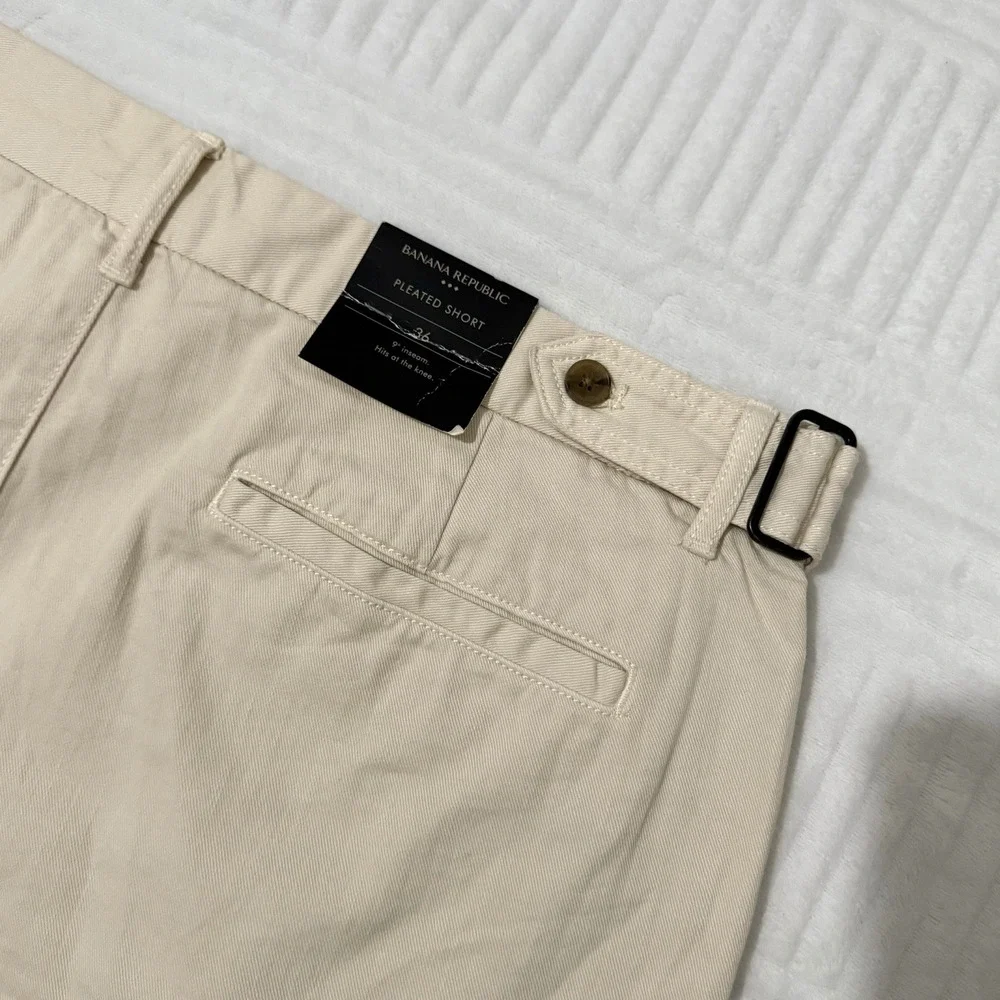 Banana Republic Pleated Buckle Shorts 9